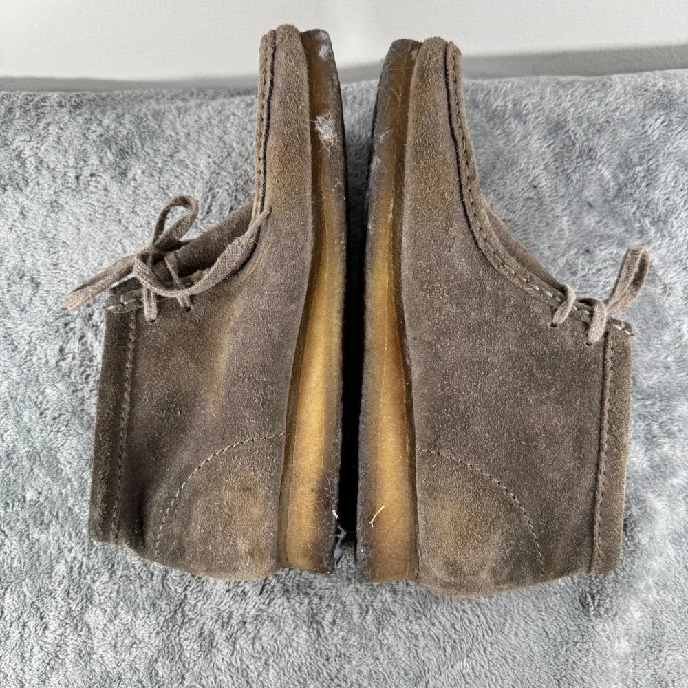 Clarks wallabee boot